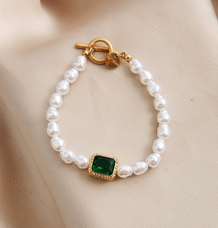 Retro Fashion Simple Temperament Inlaid Green Gemstone Bracelet
